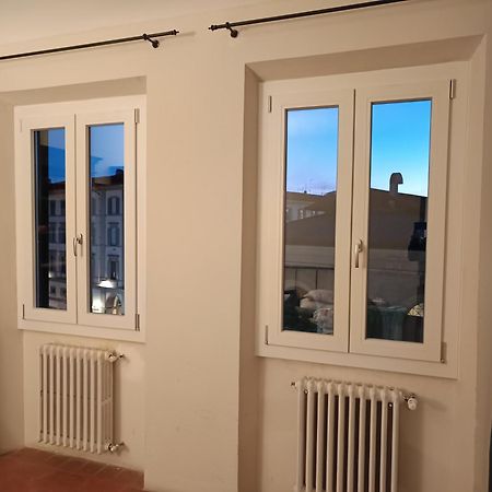 Panoramic Suite Near Duomo And Station Florença Exterior foto