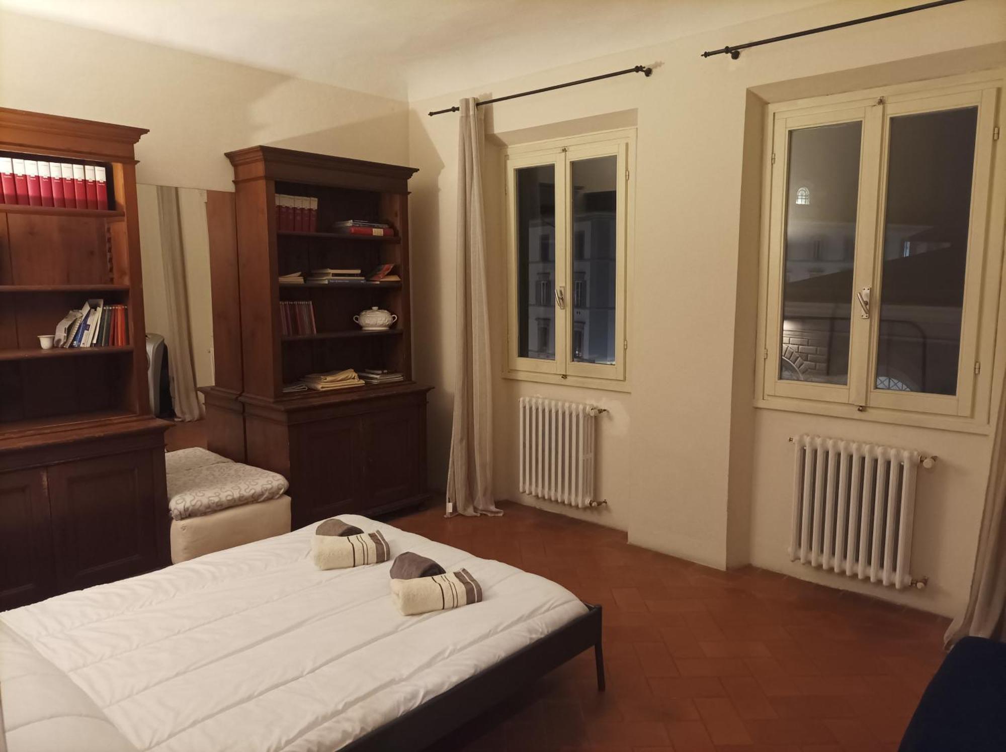 Panoramic Suite Near Duomo And Station Florença Exterior foto